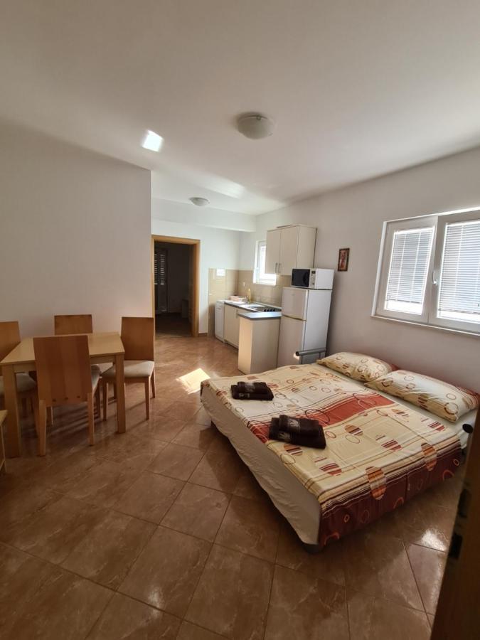 Apartments Mediteraneo Klek Eksteriør billede
