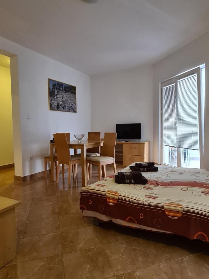 Apartments Mediteraneo Klek Eksteriør billede
