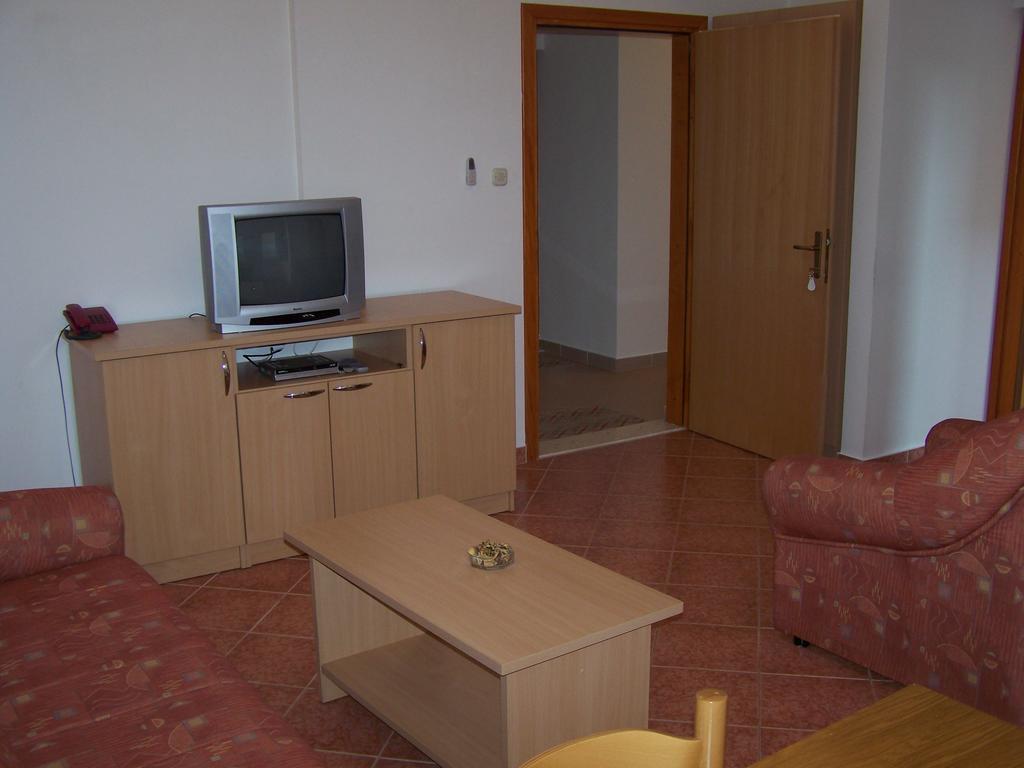 Apartments Mediteraneo Klek Eksteriør billede